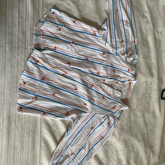 Anthropologie buttondown - Picture 5 of 6